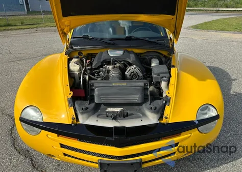 2004 Chevrolet Ssr from USA, damaged, VIN 1GCES14P24B106425